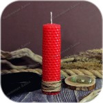 Свеча из цветной вощины (красная)