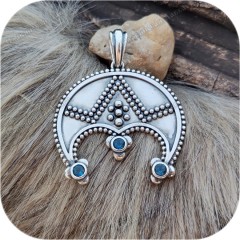 Серебряный кулон «Лунница Равновесия» с фианитами