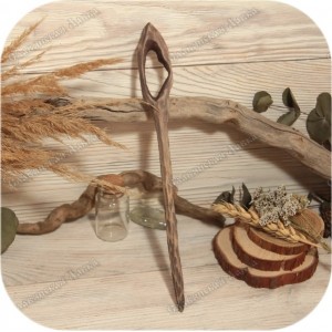 Шпилька «Дольмен»