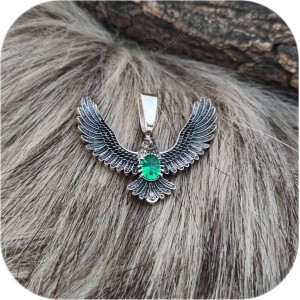 Серебряный оберег «Орел с камнем»