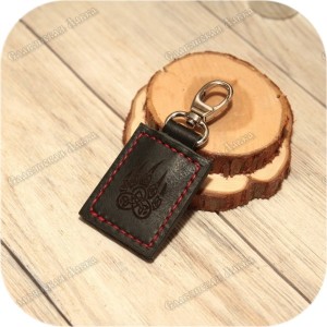 Кожаный брелок «Велес»