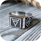 СЕРЕБРЯНЫЙ ПЕРСТЕНЬ «ВЕЛЕС» р.18.5 (Наличие)