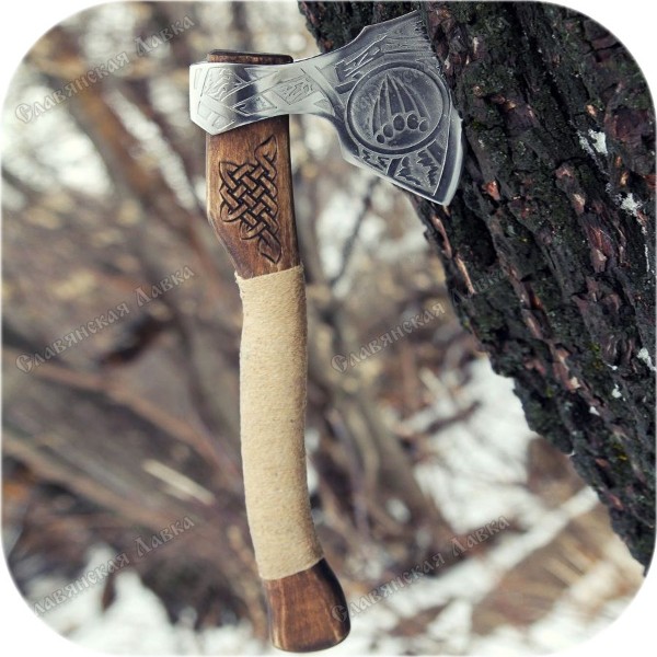 Топор медведь