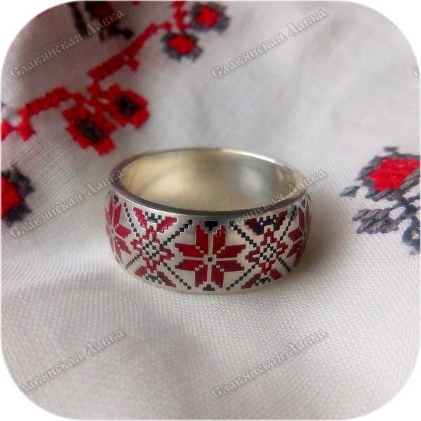 Женское славянское кольцо